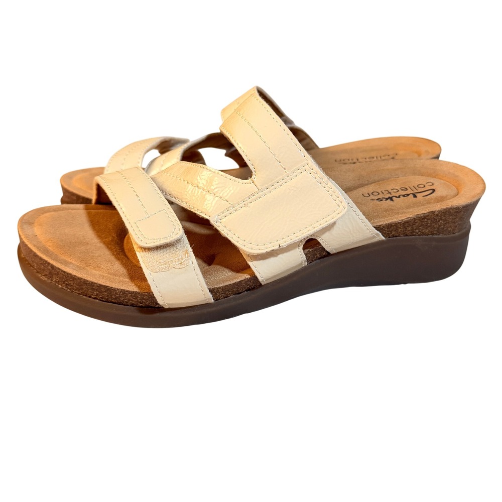 Clarks Slide Sandals Womens 6.5 Cream Patent Comfort Wedge 261870034040